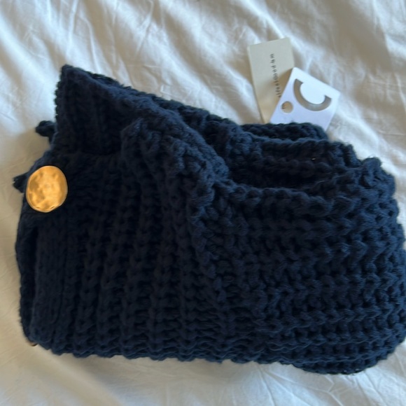 Commense Plain Button Knit Cardigan - Picture 4 of 11